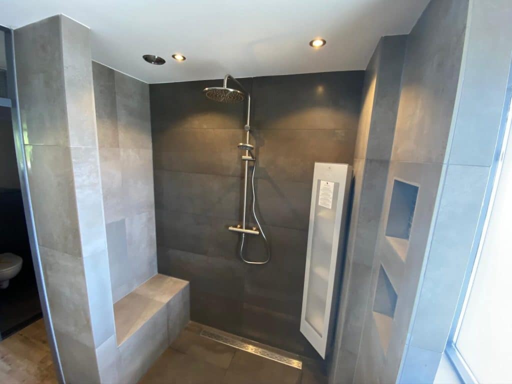 Metallook Tegel 60×60 Tijdloos Donkerbruin Saloni Industrial Grafito Resultaat